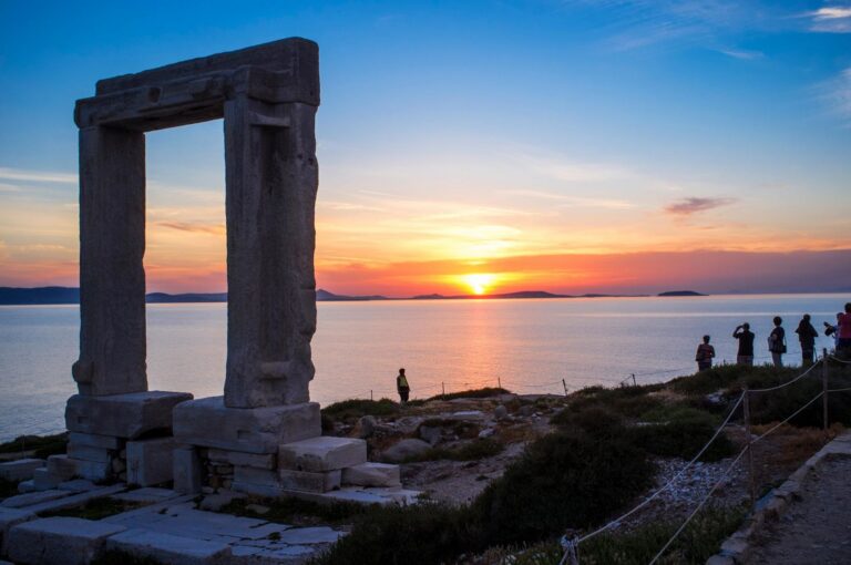 Sunset & Portara Tour